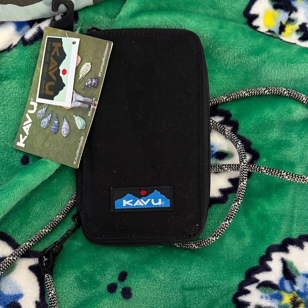 KAVU Black Crossbody Bag with Patterned Strap